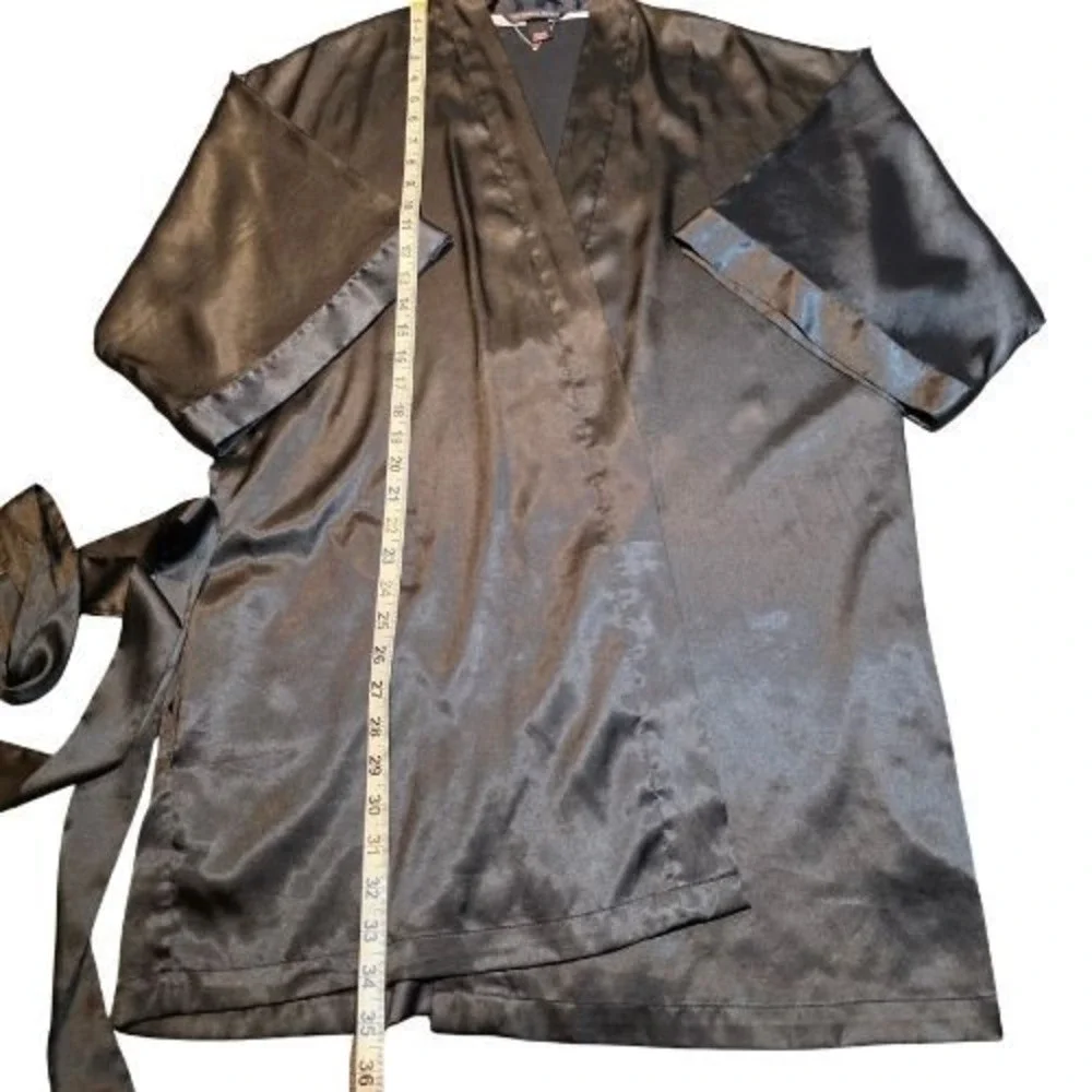 Victoria's Secret Black Satin Kimono Robe Short Wrap Belted Sleepwear M/L